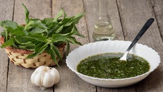 ciorba de urzici reteta beneficii sanatate 