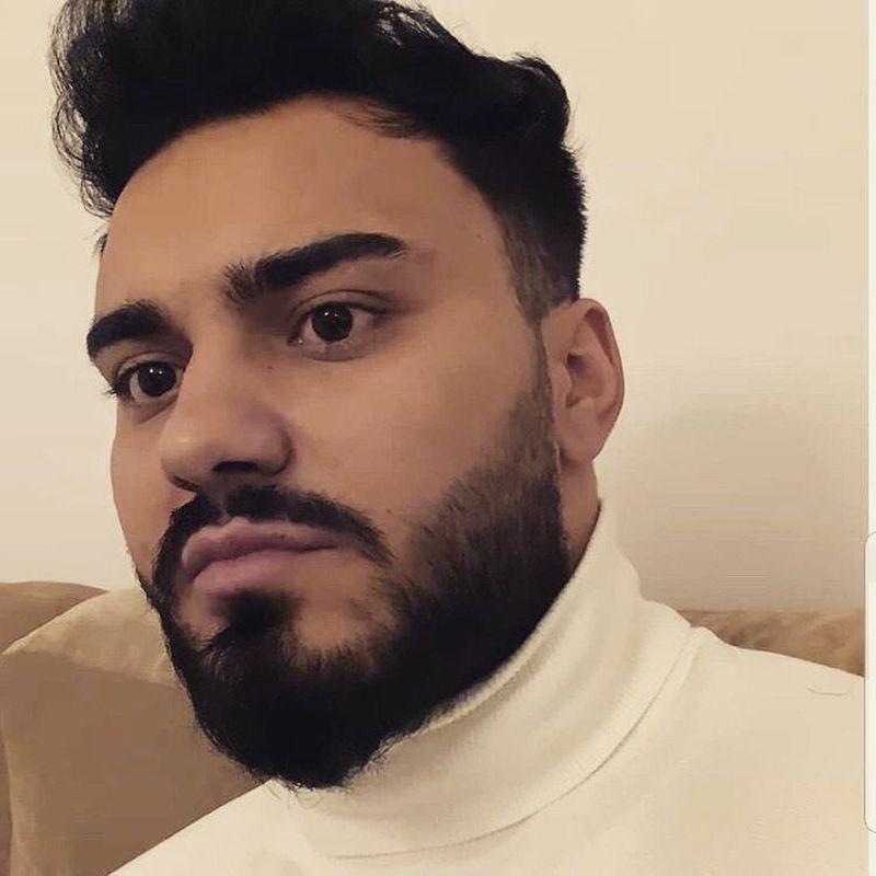 jador război dur cu vulpița