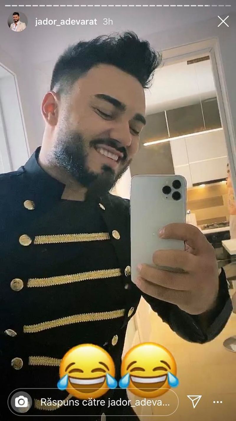 jador război dur cu vulpița