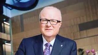 Thomas Schaefer s-a sinucis