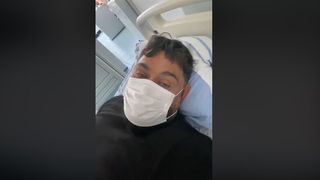 Fericit că s-a vindecat, un rrom din Țăndărei, infectat cu COVID-19, face live de la Matei Balș! &rdquo;Tăiați porcul, facem paranghelie, m-am făcut bine&rdquo;