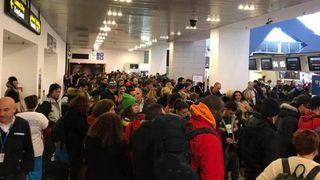 VIDEO | Aglomerație &icirc;n plină pandemie