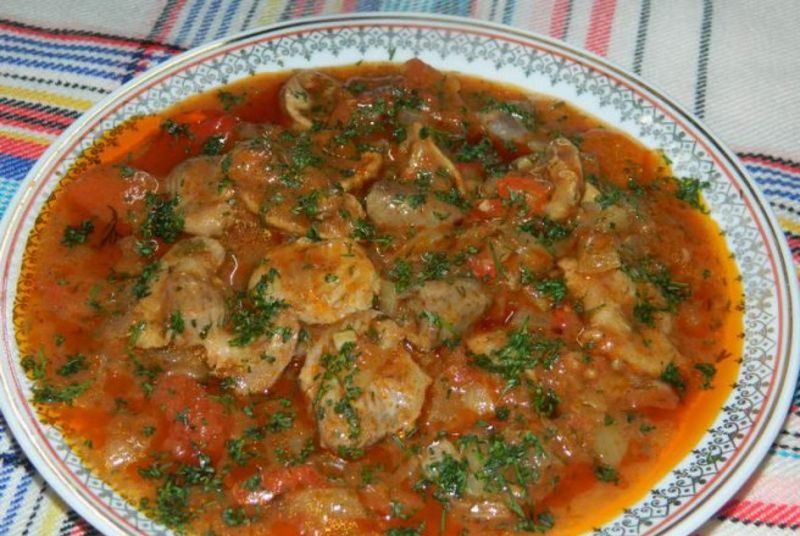 Tocanita de pipote de pui 