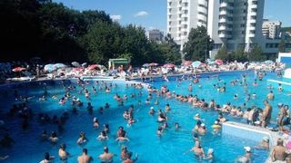 Ministrul Economiei: Industria HoReCa şi turismul sunt grav afectate, fac un apel la cei care au plătit avansuri