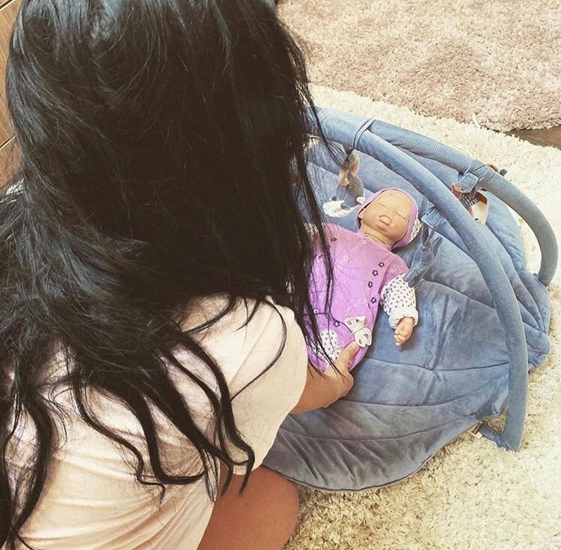 simina de la puterea dragostei bebeluș