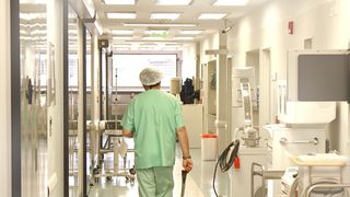 Încă 5 bărbaţi şi o femeie, infectaţi cu coronavirus. Noul bilanț: 146 de decese