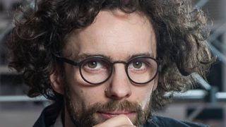 Un matematician care lucrează cu Guvernul a calculat câți români vor muri din cauza coronavirusului: „România ar putea avea aproximativ 2.600 de decese”