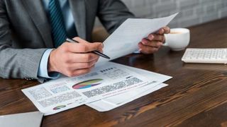 Portal pentru clienții care doresc amânarea ratelor. Cîțu: „Știu că băncile s-au supărat”