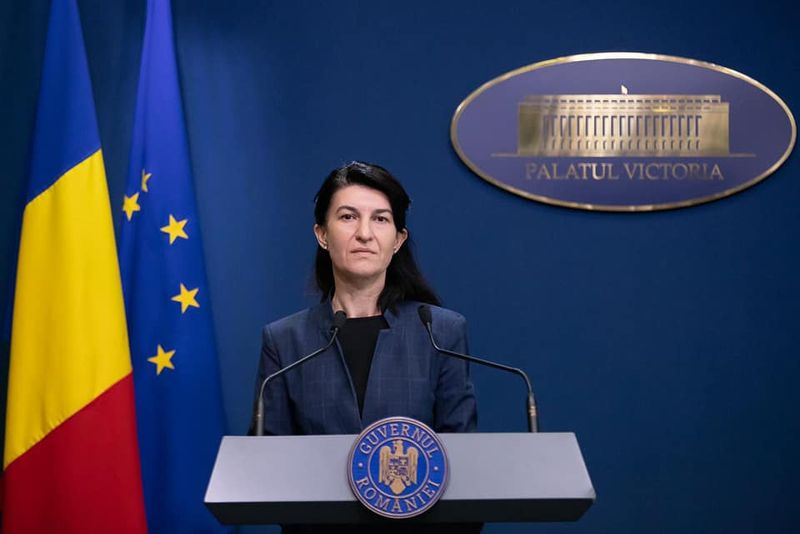 Violeta Alexandru: Plata indemnizaţiei de creştere copil