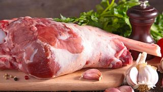 pret miel 2020 - carne de miel pret 2020 - pret kg miel 2020 - cat este kg de miel 2020