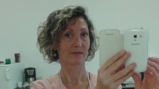 Ce salariu are doctorița fără un plăm&acirc;n care se luptă cu coronavirusul la Spitalul din Alba-Iulia! Corina Maniu nu renunță: &bdquo;Nu am dat bir cu fugiţii, am ales să lucrez &icirc;n continuare&rdquo;