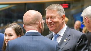 Iohannis, mesaj de Pesah: Exprim &icirc;ntreaga mea apreciere pentru felul &icirc;n care comunităţile evreieşti din Rom&acirc;nia au dat dovadă de responsabilitate şi solidaritate