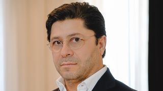 Omul de afaceri Gruia Stoica, condamnat la patru ani de &icirc;nchisoare cu executare, &icirc;n dosarul privatizării societăţii Transbordare Vagoane Marfă