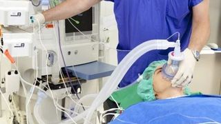 Mărturia unui pacient care a c&acirc;știgat lupta cu coronavirus: &bdquo;Sunt viu. M-au scos din sicriu&rdquo;