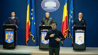 Marcel Vela in geaca de piela