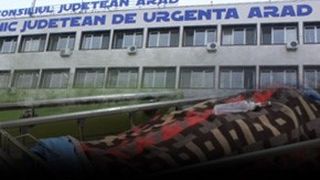 VIDEO| Caz terifiant la Arad: &Icirc;ncuiată cu mortul &icirc;n salon