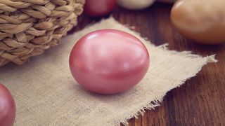 Cum se vopsesc ouăle