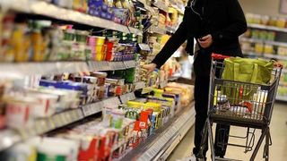 Pericolul ascuns din supermarketuri. Cum te poți infecta cu coronavirus la cumpărături