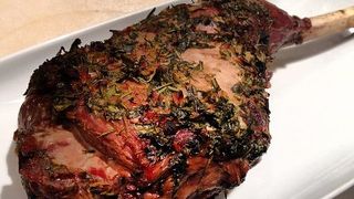 Pulpă de miel la cuptor