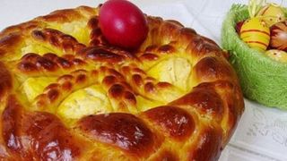 pasca cu aluat de cozonac reteta