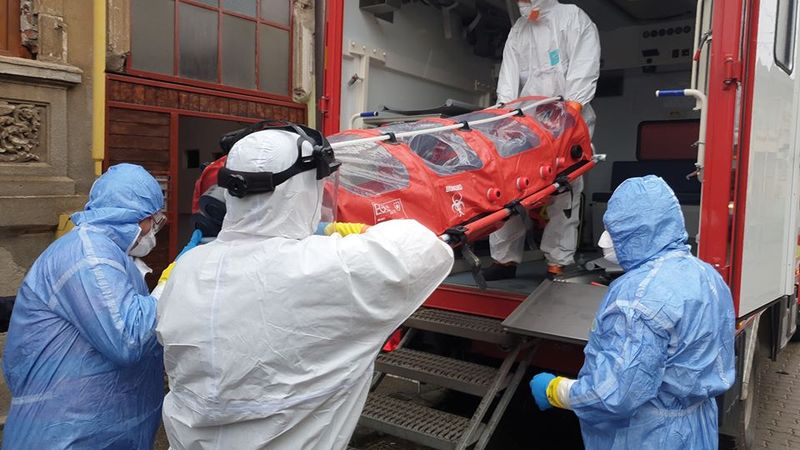 Alte patru decese ale unor persoane confirmate cu coronavirus. Bilanţul a ajuns la 421