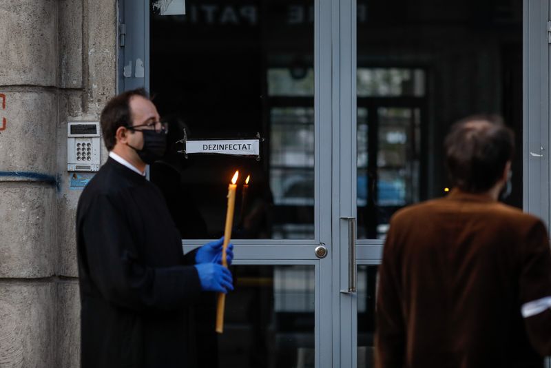 Paștele, celebrat în izolare. Imagini senzaționale