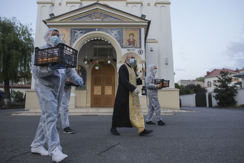 Paștele, celebrat în izolare. Imagini senzaționale