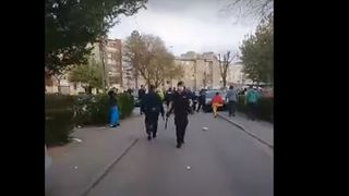 VIDEO | Război &icirc;ntre blocuri