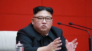 Kim Jong Un, supus unei operaţii cardiovasculare. Sănătatea dictatorului, într-un ”grav pericol”