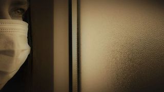 Suma colosală pe care orice rom&acirc;n o va plăti, &icirc;ncep&acirc;nd cu 15 mai, dacă nu va purta masca de protecție