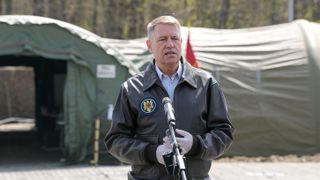 Ministrul ungar de Externe: &bdquo;Preşedintele Rom&acirc;niei să acorde mai mult respect maghiarilor&rdquo;