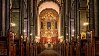 Germania se pregăteşte să redeschidă lăcaşele de cult