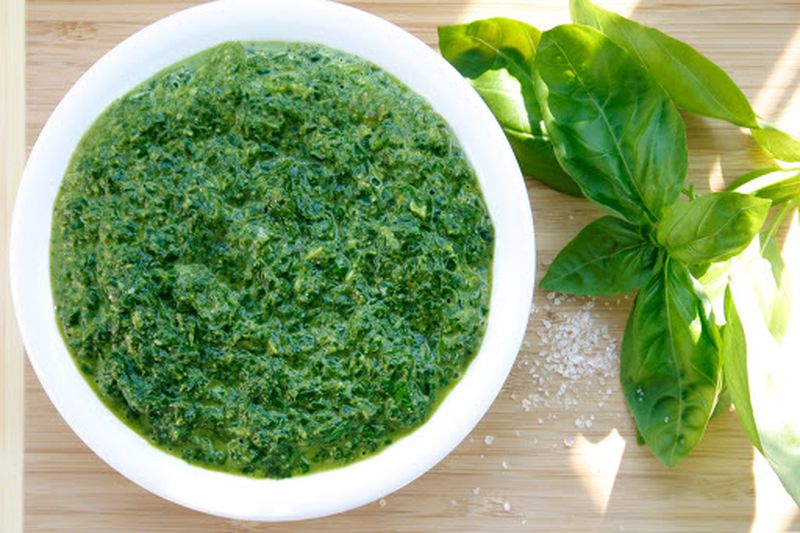 Pesto de leurdă