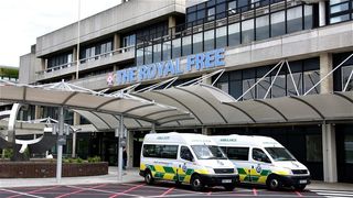 ”Ventilatoarele” cumpărate de Londra din China pot ucide pacienţi cu covid-19, avertizează medici britanici