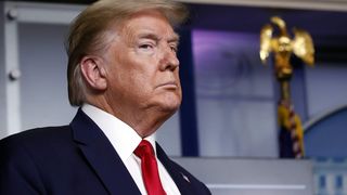 Donald Trump ameninţă ca va impune tarife Chinei din cauza noului coronavirus