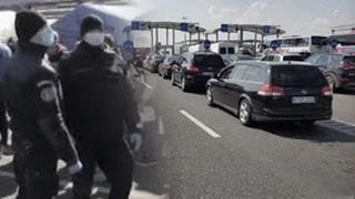 VIDEO| Cozi uriașe la ieșirea din Rom&acirc;nia