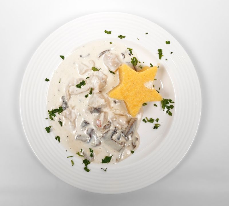 ciulama cu pui si ciuperci reteta