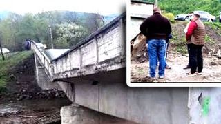 VIDEO| Pod prăbușit în timpul lucrărilor
