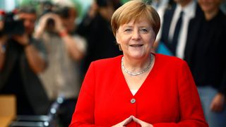 Merkel anunţă o accelerare a ieşirii din izolare şi-i &icirc;ndeamnă pe germani la prudenţă