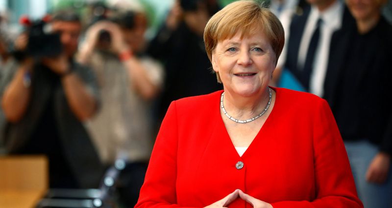 Merkel anunţă o accelerare a ieşirii din izolare şi-i îndeamnă pe germani la prudenţă