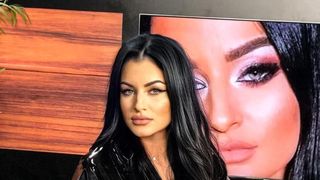 El este cel mai important bărbat din viața Manuelei de la &bdquo;Puterea Dragostei&rdquo;. Nimeni nu l-a văzut p&acirc;nă acum