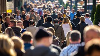 Ministrul Economiei anunță că un milion de români vor primi măști gratuite