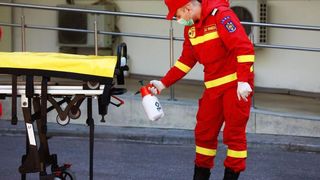 Vrancea: 28 de muncitori din Sri Lanka angajaţi la o firmă de confecţii, confirmaţi cu coronavirus