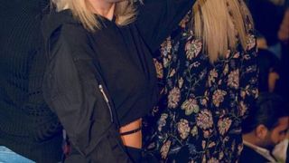 bogdan mocanu și jador cu fetele la hotel