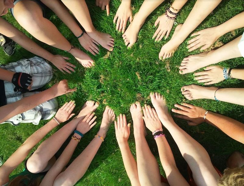 evenimente și adunări interzise