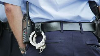  Bărbat fugit din carantină ca să-și bată soacra