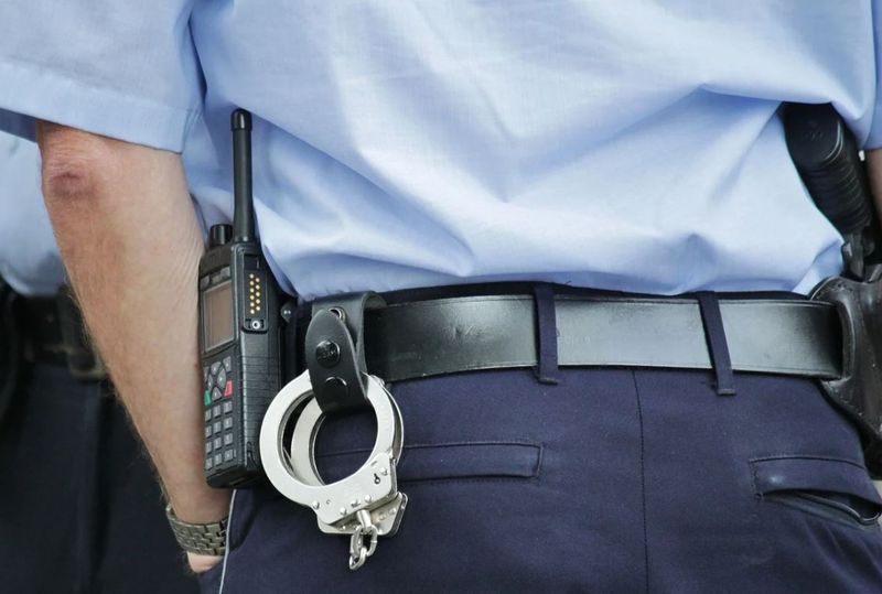  Bărbat fugit din carantină ca să-și bată soacra