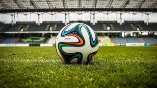 Aproape 350 de grupuri de suporteri europeni se opun reluării campionatelor