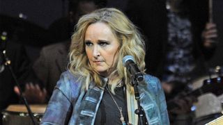 Cântăreață în doliu