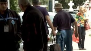 VIDEO| S-au redeschis bisericile și cimitirele